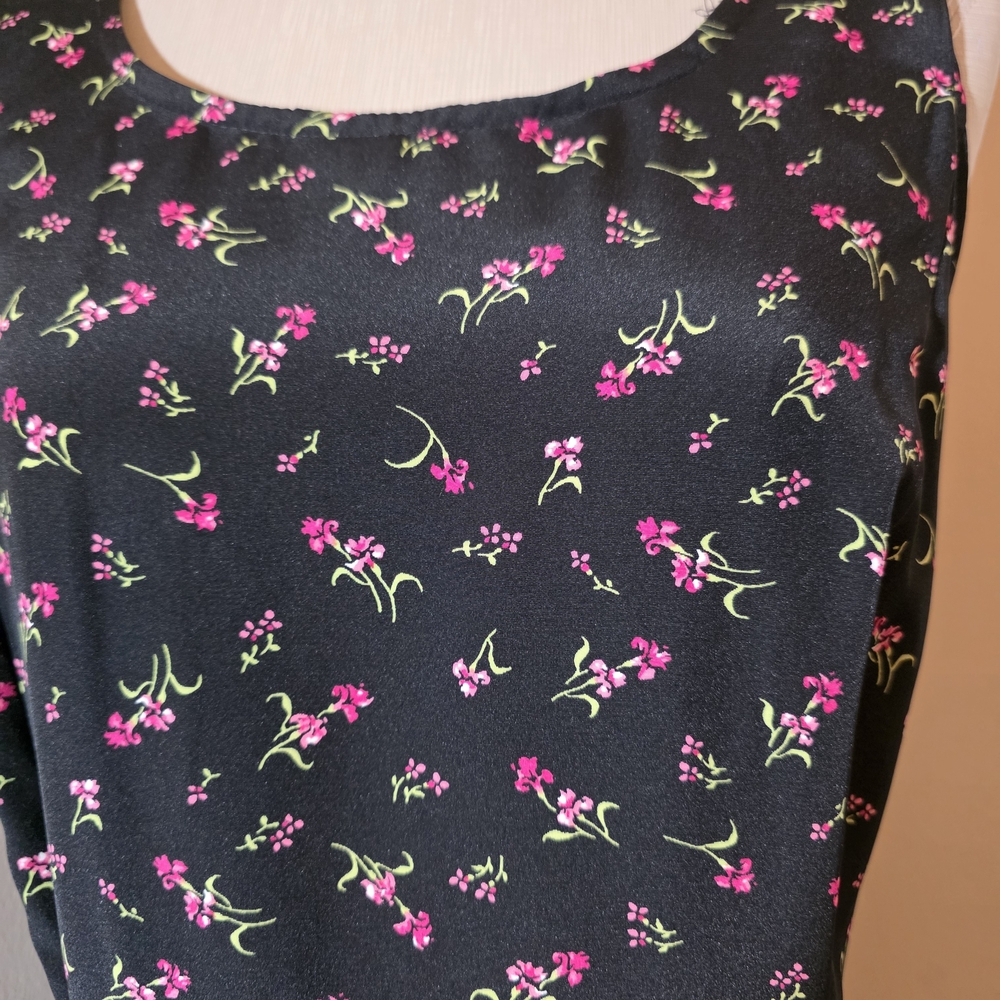Vintage 90's/Y2K Black Floral Maxi Dress.  Size 8